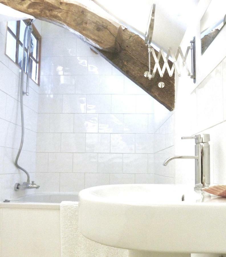The Attic Apartment, Quay Street Studios كارديغين المظهر الخارجي الصورة