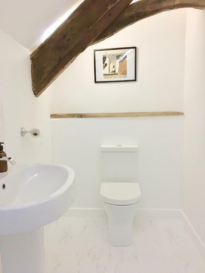 The Attic Apartment, Quay Street Studios كارديغين المظهر الخارجي الصورة